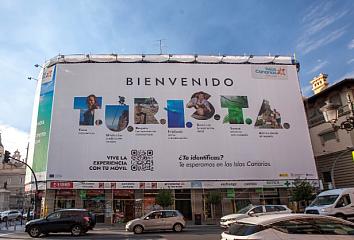 Lona de la campaña de Islas Canarias destinada al turismo nacional