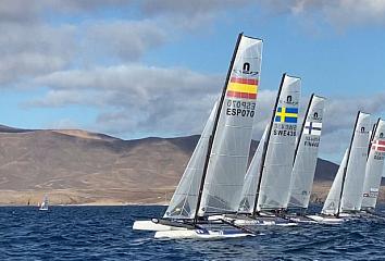 Más de 300 regatistas de 35 países entrenan en Lanzarote para las olimpiadas de Tokio 2021