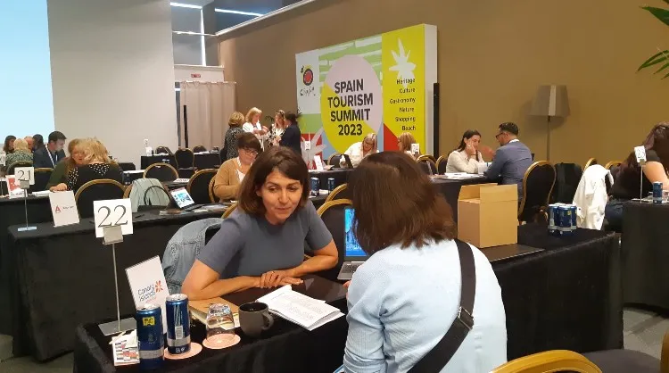 Islas Canarias se posiciona en el mercado de EEUU y Canadá en unas jornadas con agentes de viaje en Mallorca